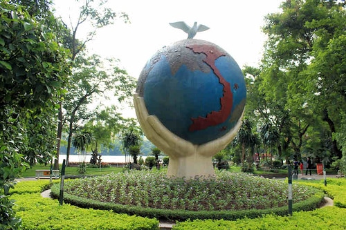 Viet Globe