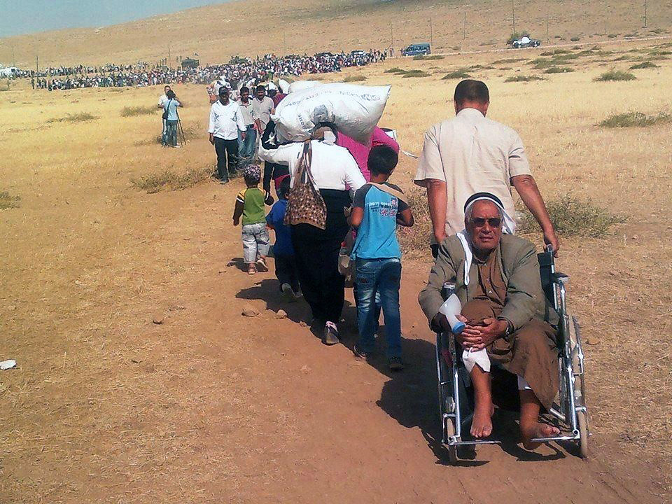 Massive influx of Syrian Kurdish refugees into Turkey