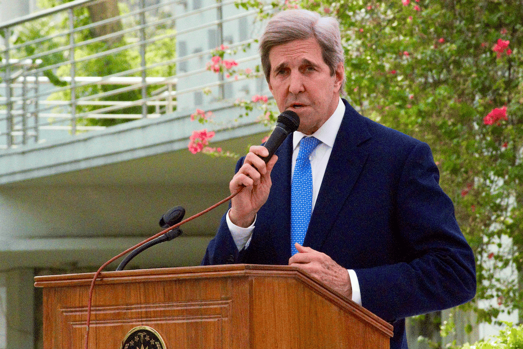 Photograph Source: John Kerry, U.S. Embassy Dhaka from Bangladesh – Public Domain