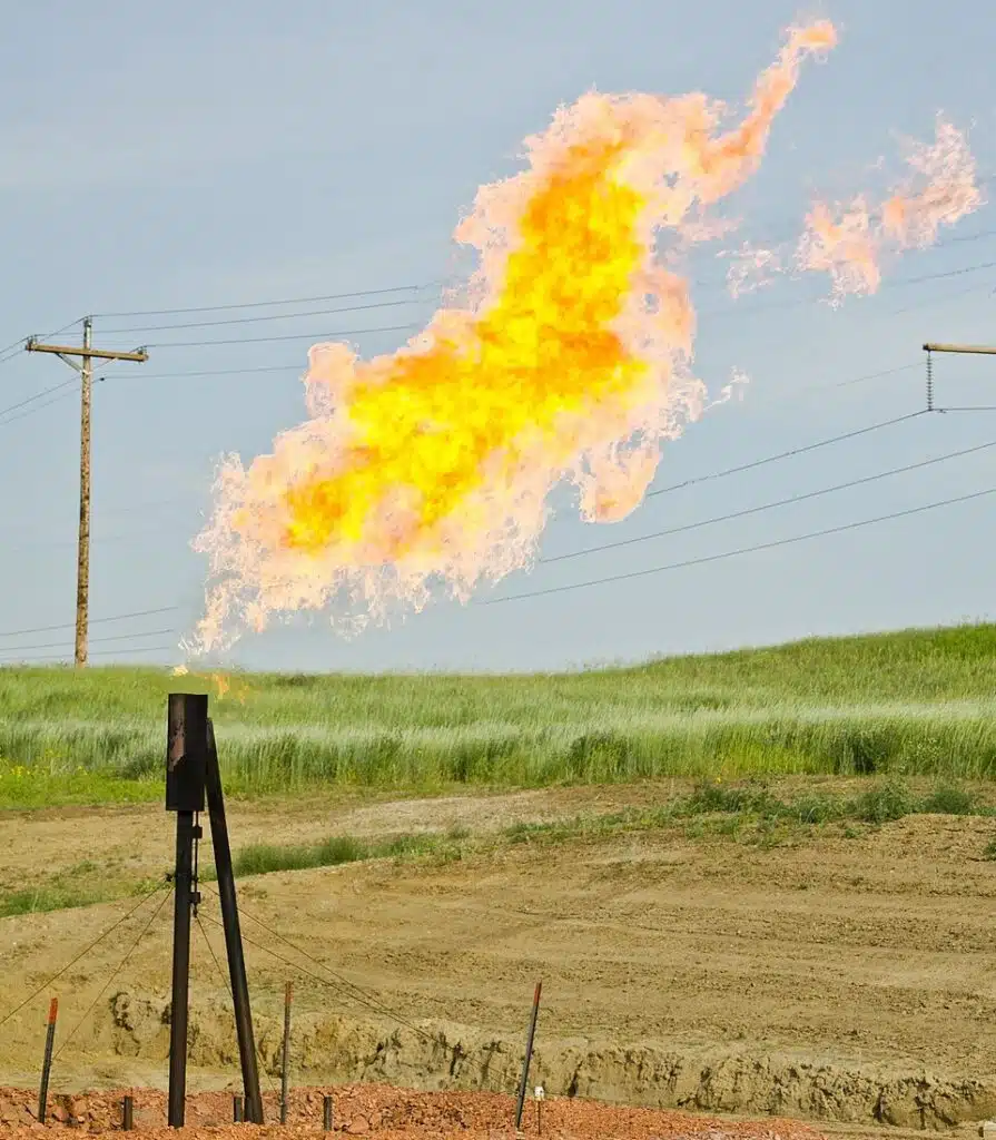 Photo:Orvis State natural gas flare by Tim Evanson is licensed by CC BY-SA 2.0